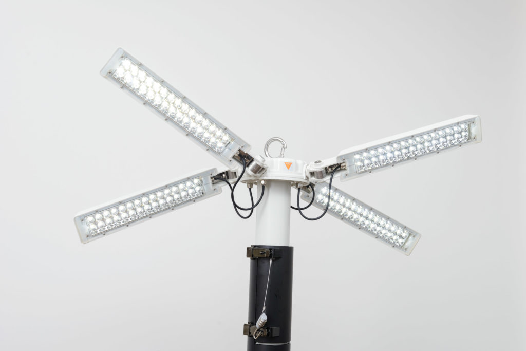 充電式特殊LED投光器X-teraso